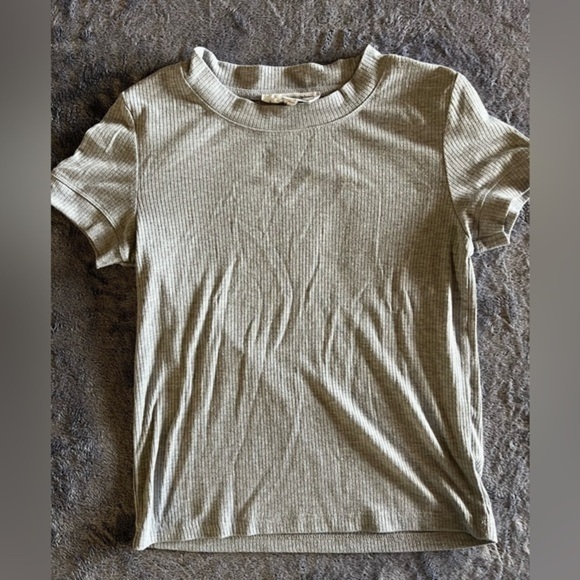Hippie Rose Tops - Hippie Rose Gray Ribbed Crew Neck Top XS